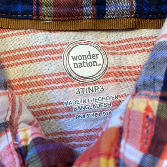 Wonder Nation Boys Button Down - Picture 2 of 4